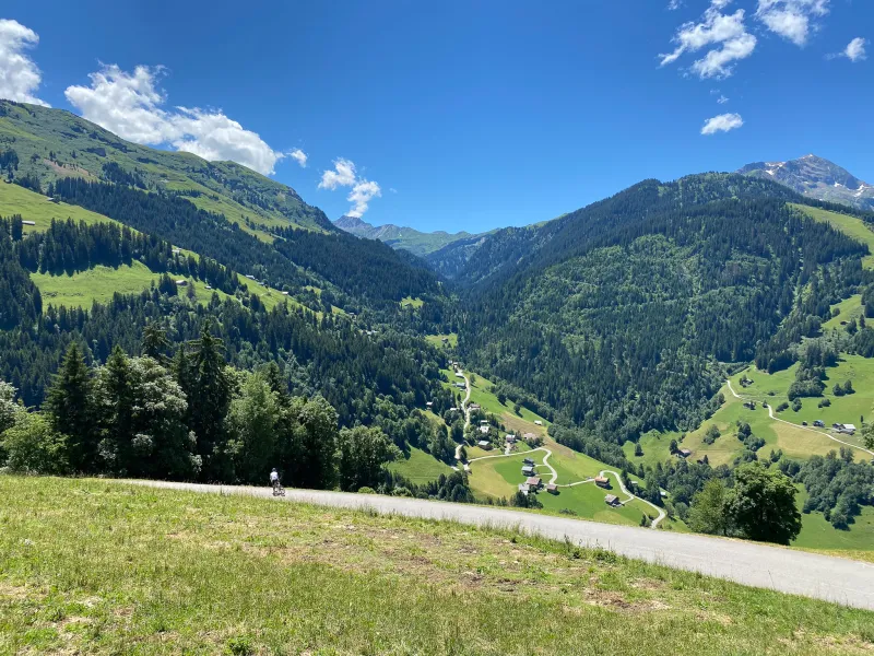 Areches en vallei richting Saint Guerin