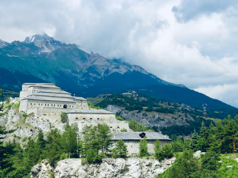 Esseillon-barrière, alpenversterking