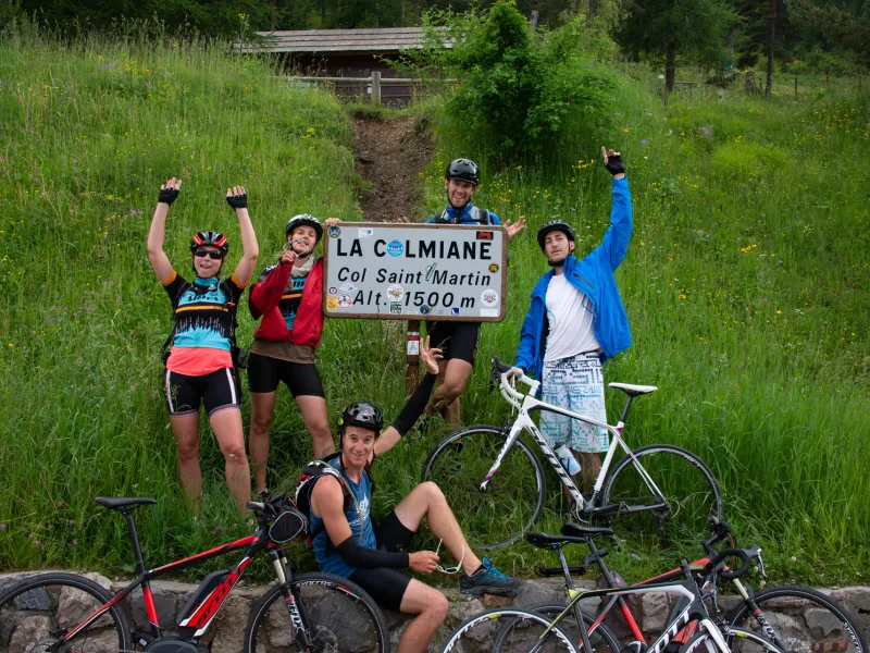 Feest op de Col Saint-Martin pas