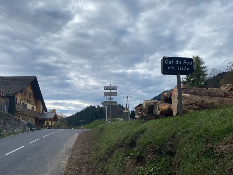 De Col du Feu, 1e pas op de route
