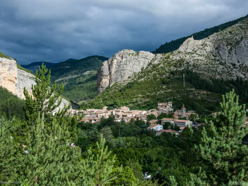 Het beroemde dorp Orpierre