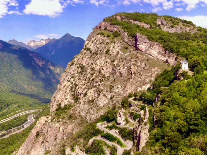 De Montvernier-bochten tijdens de afdaling van de Col de Chaussy