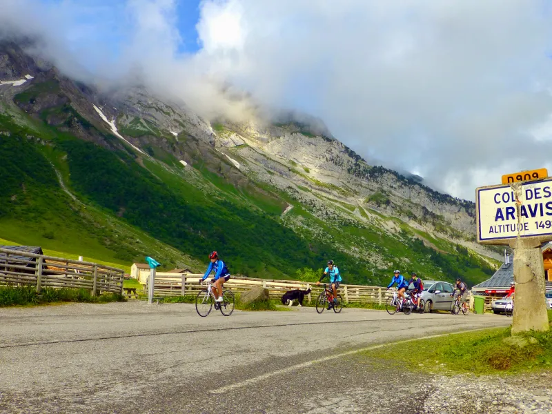 De Aravis pas oversteken