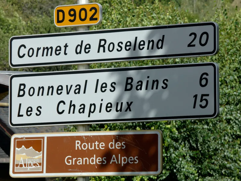 RGA verkeersborden naar Cormet de Roselend