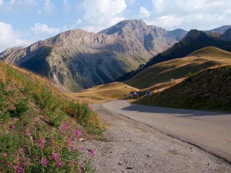 Zuidkant van de Col de Vars aan de kust van de Ubaye