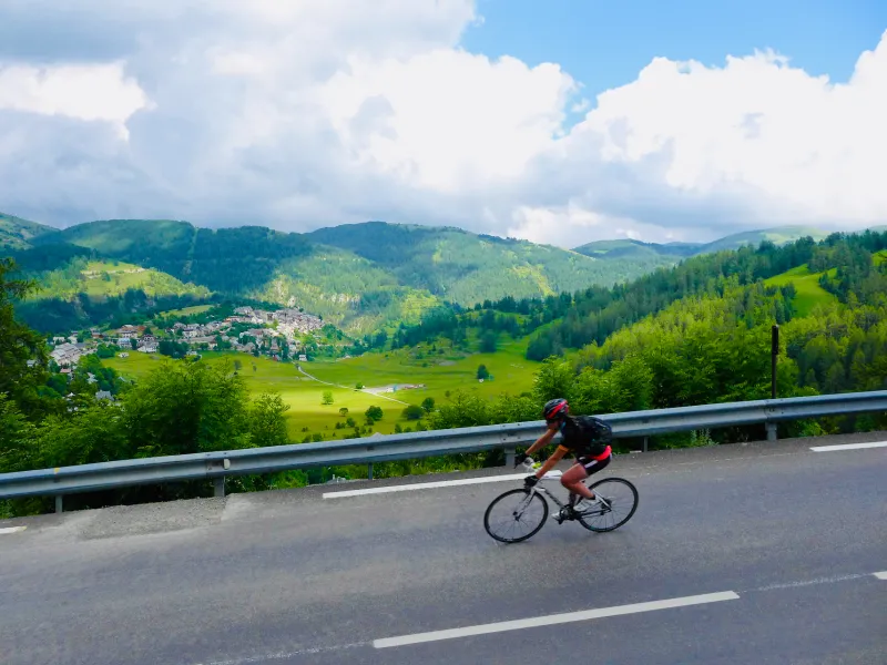 Dorp Beuil in de hoge valleien van de Alpes Maritimes