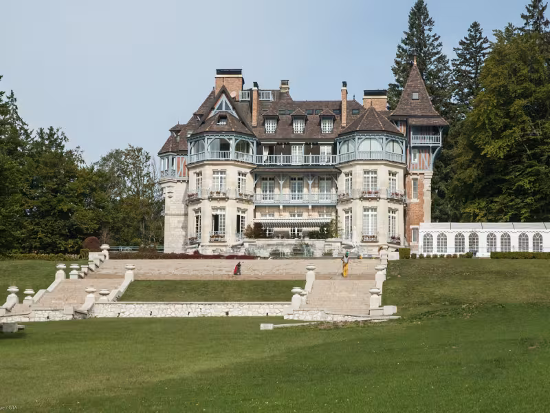 Chateau Des Avenieres boven Cruseilles