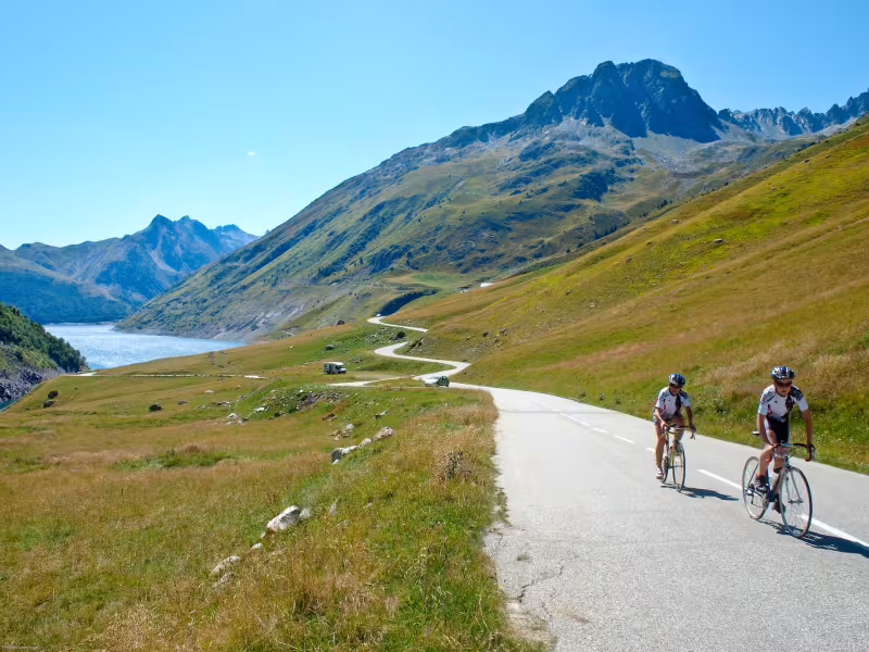 Op weg naar de zuidelijke hellingen van de Croix de Fer pas