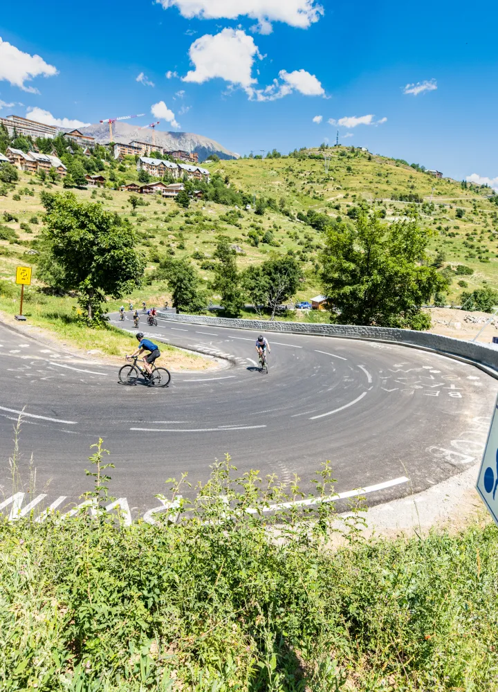 alpe-d'huez-montee-velo
