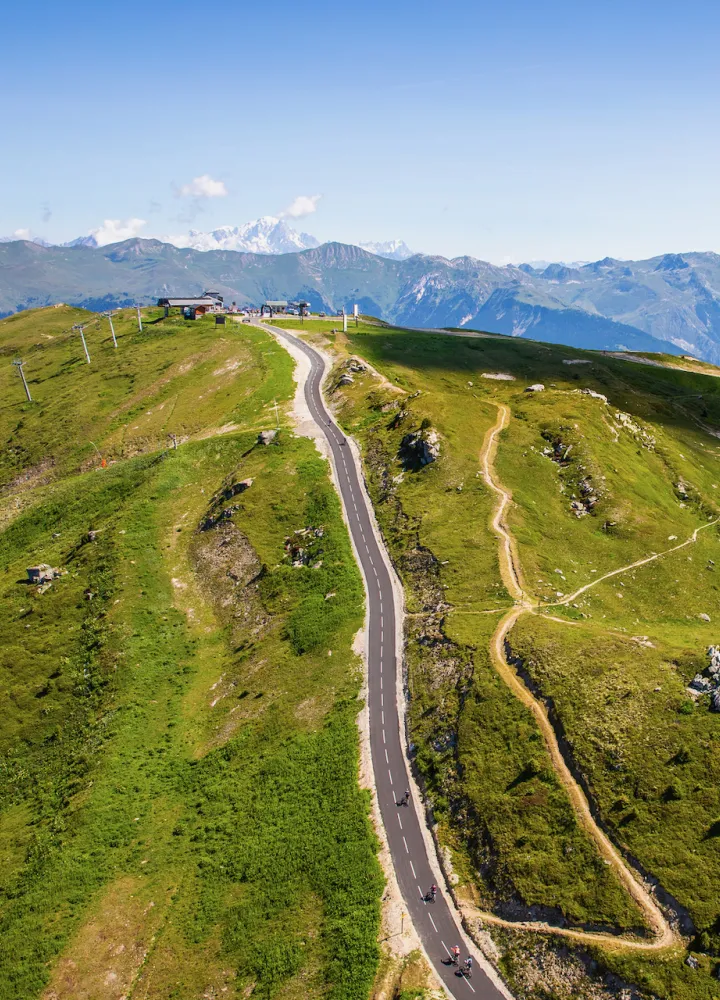 luchtfoto Col de la Loze