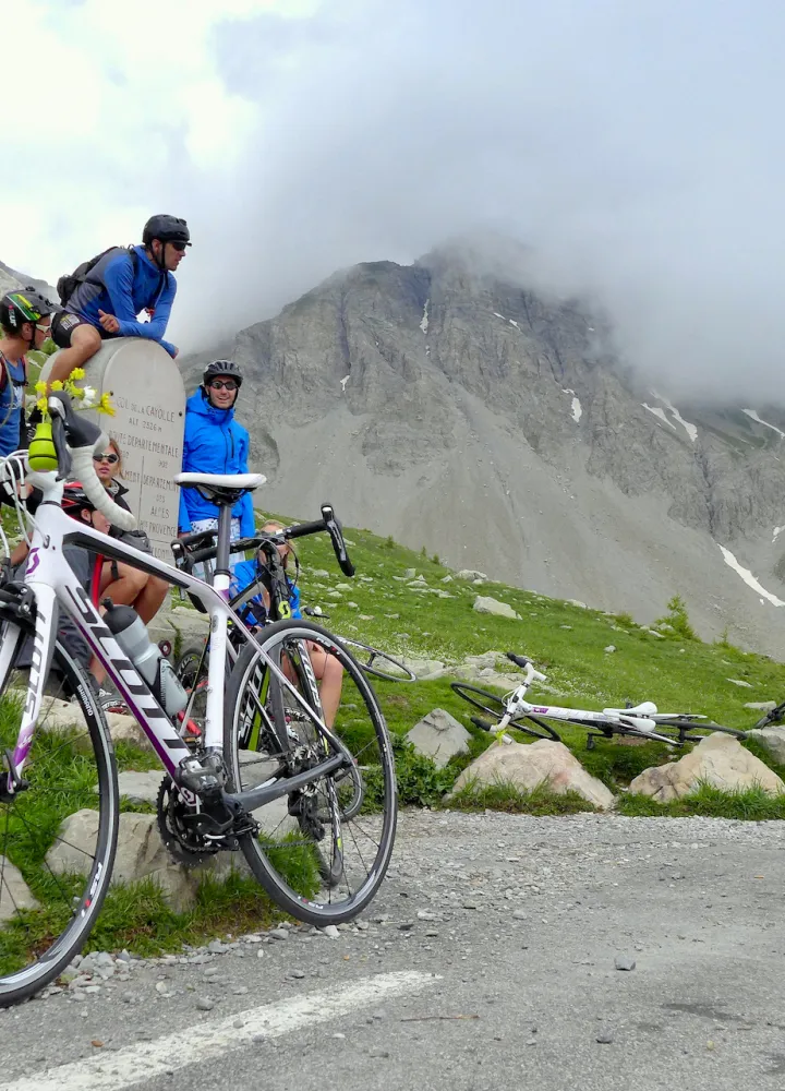 Viering van de oversteek van de Cayollepas