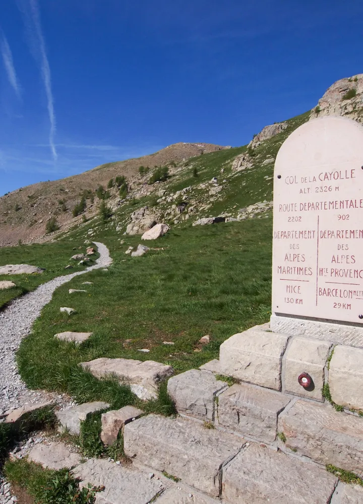 De Col de la Cayolle, vertrekpunt voor wandelingen naar het Nationaal Park Mercantour