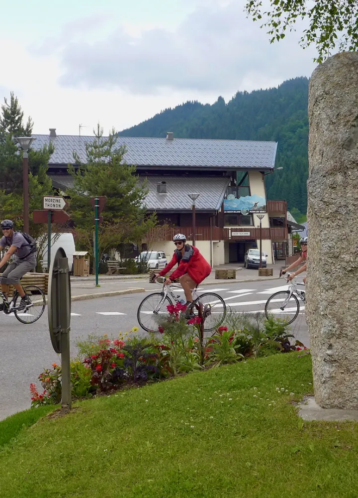 Fietsen op de Col des Gets