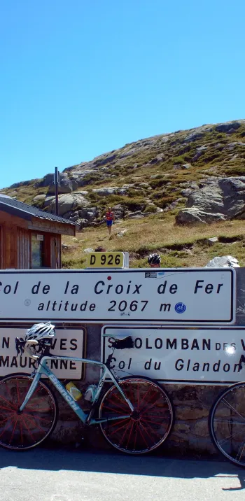 Top van de Croix de Fer pas