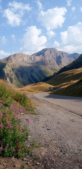 Zuidkant van de Col de Vars aan de kust van de Ubaye