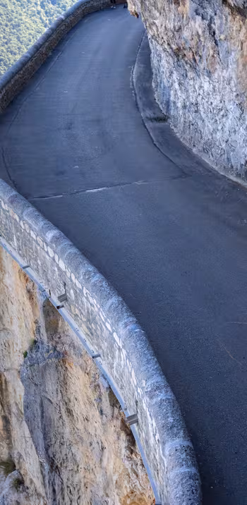 duizelingwekkend Combe Laval weg Lionel Pascale ADT Drome.jpeg