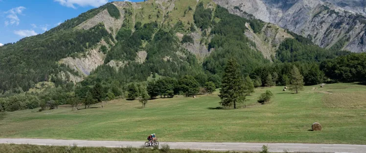 23465_cyclisme_sur_la_route_du_col_d_ornon_chadam_communication.jpg
