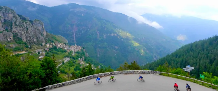 Zuidoostelijke zijde van de Col de la Couillole