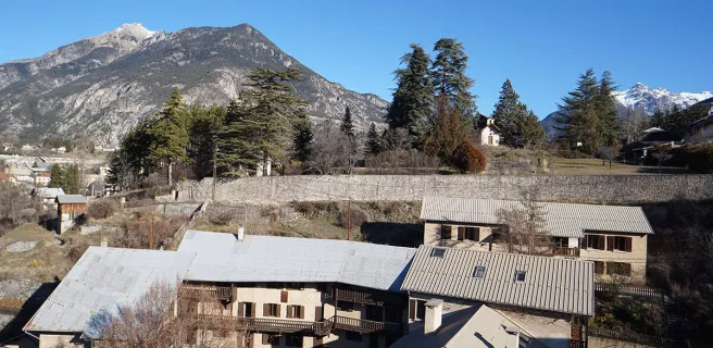 Cial / CapVerb guillestre -Vue de l'extérieur