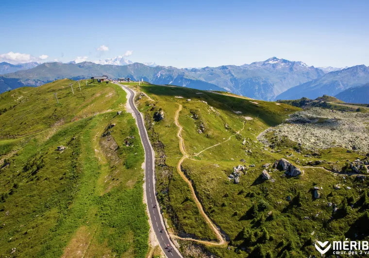 luchtfoto Col de la Loze