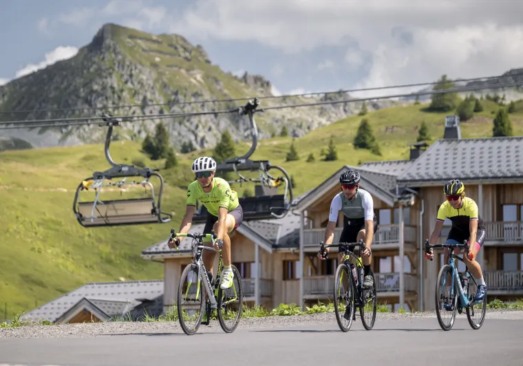 Montee_de_La_Plagne-Shu_Tristan