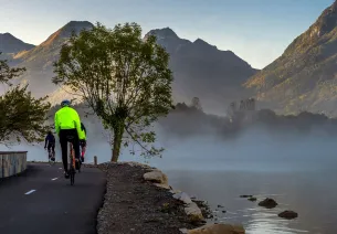 Fietsen rond het meer van Annecy