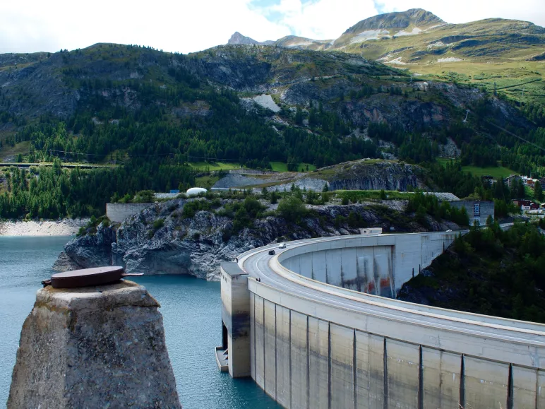 De Tigne-dam en het Lac du Chevril